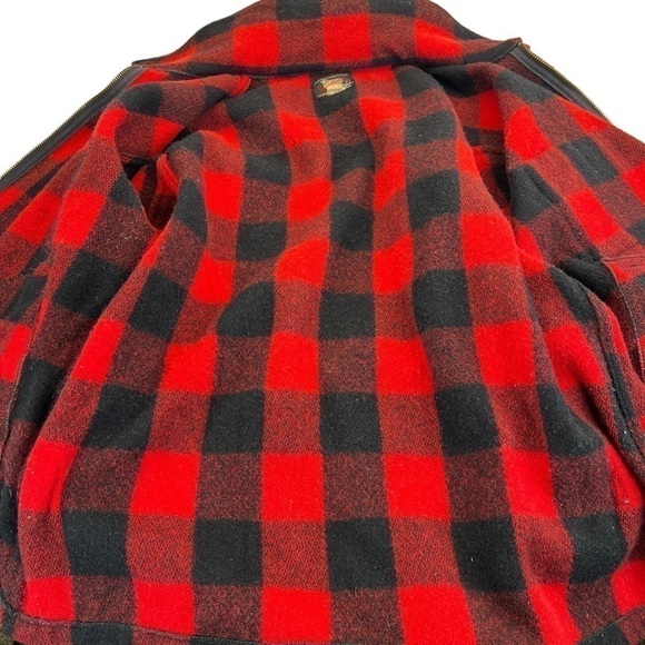 Woolrich Men’s Buffalo Red Black Plaid Wool Zip Up Jacket - Picture 13 of 13